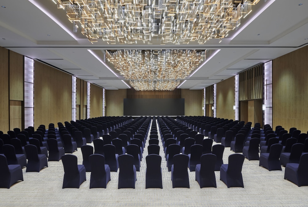 doubletree by hilton shenzhen airport