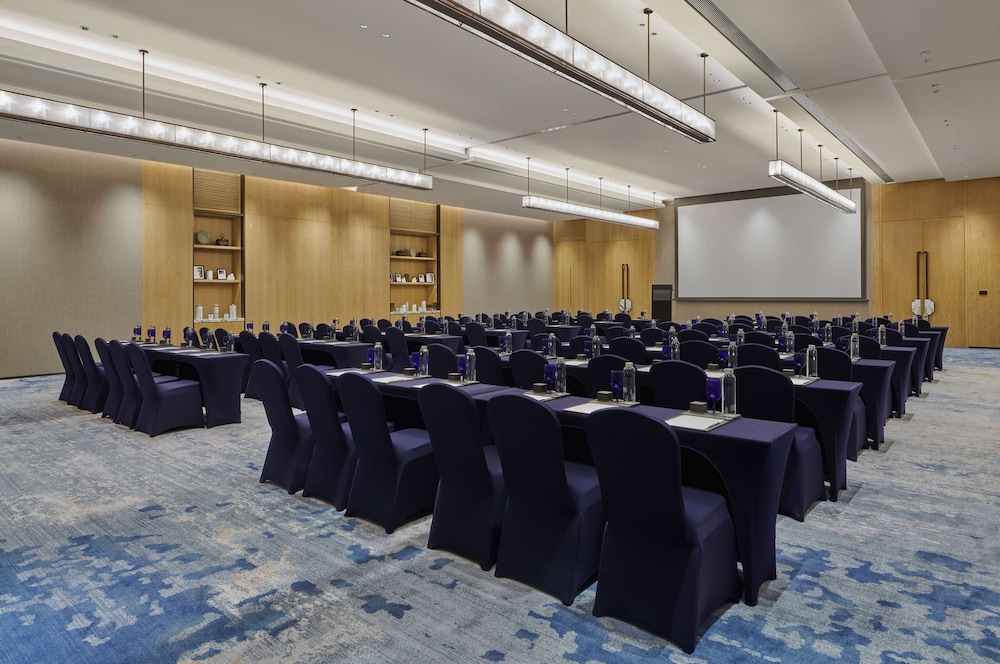 doubletree by hilton shenzhen airport