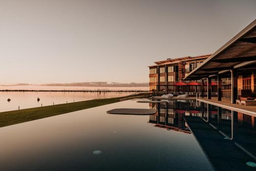 the sebel yarrawonga silverwoods