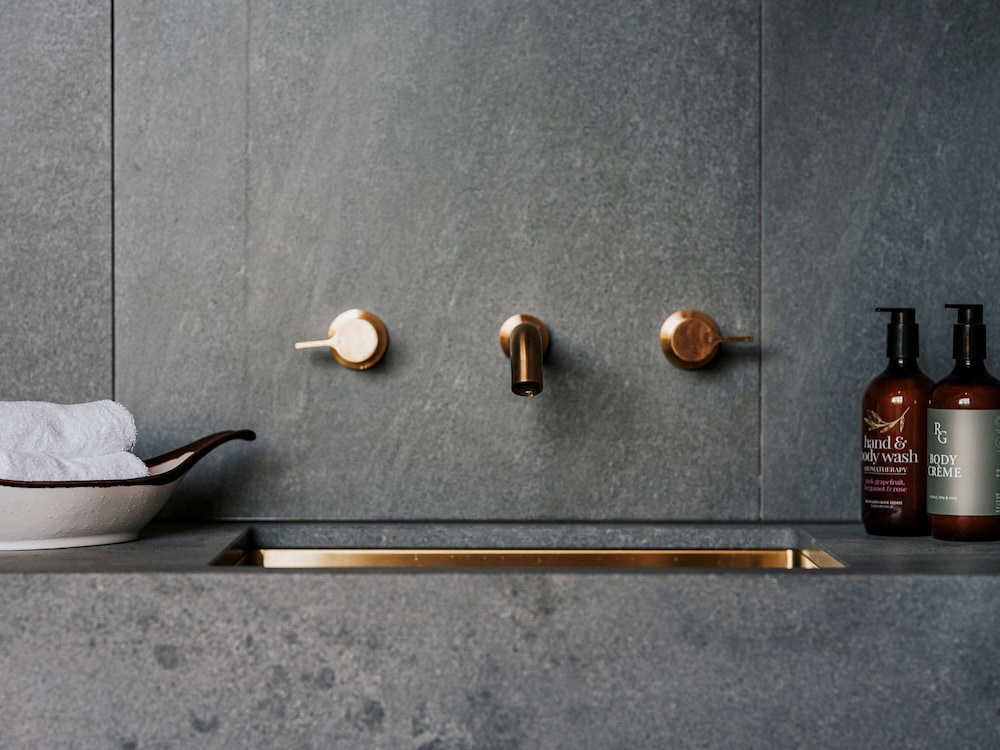 the sebel yarrawonga silverwoods