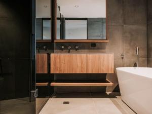the sebel yarrawonga silverwoods