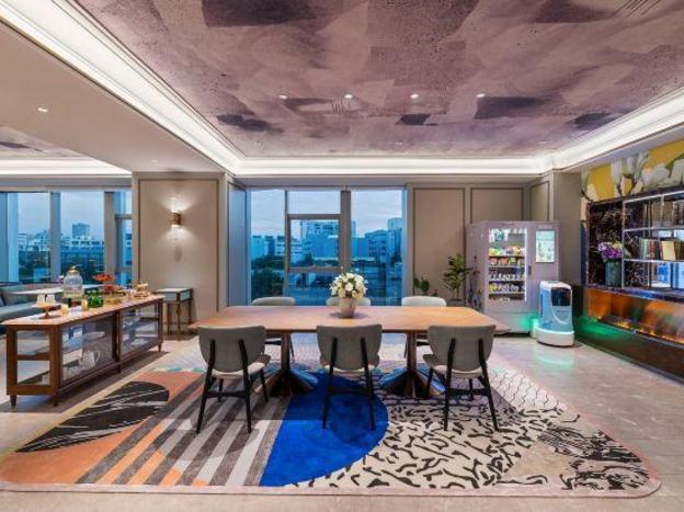 mercure shanghai waigaoq free trade zone