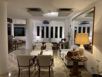 hotel alhambra