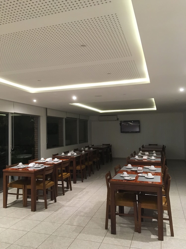 hotel alhambra