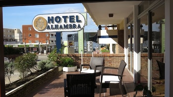 hotel alhambra