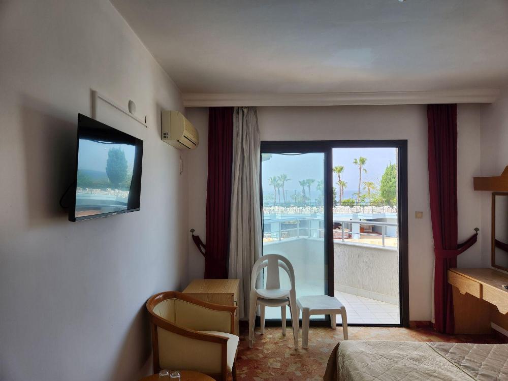 sunshine hotel