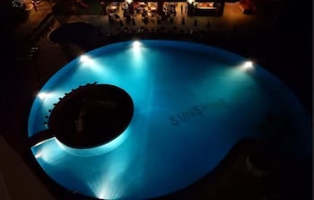 sunshine hotel