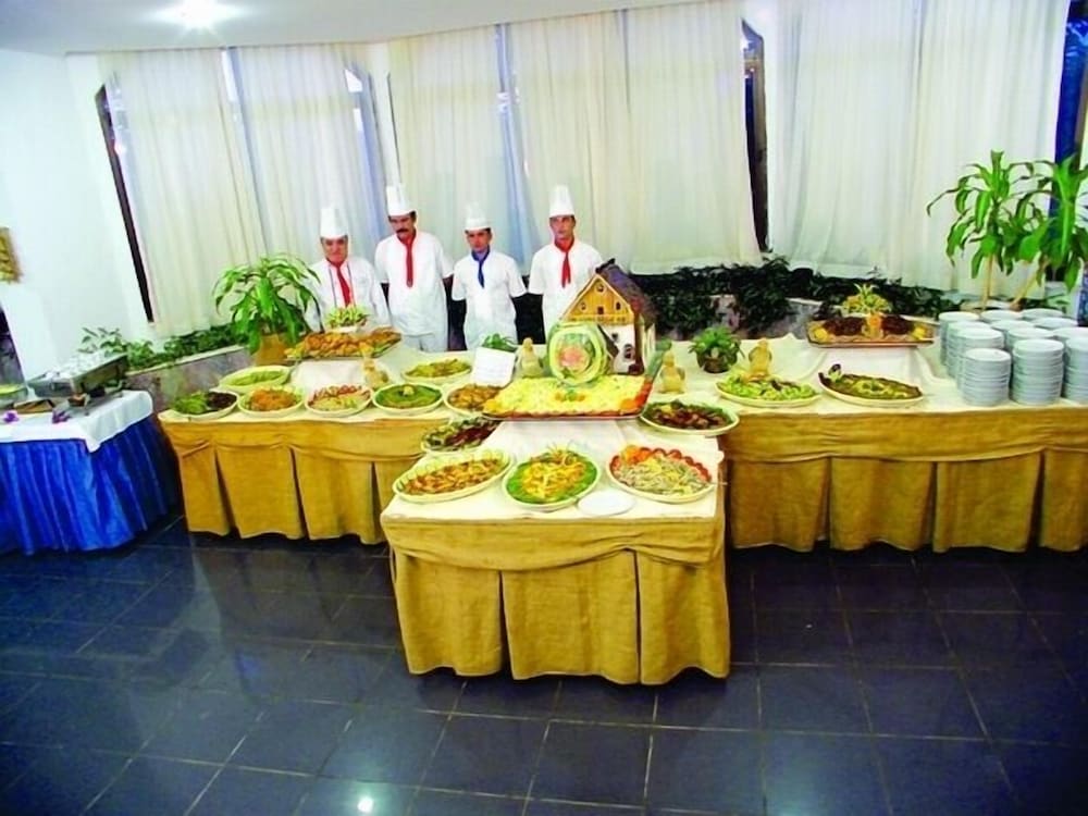 sunshine hotel