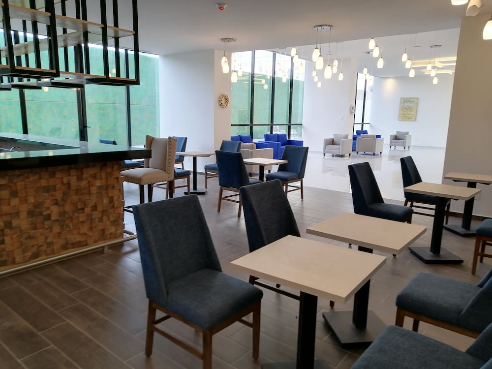 wyndham puebla angelopolis