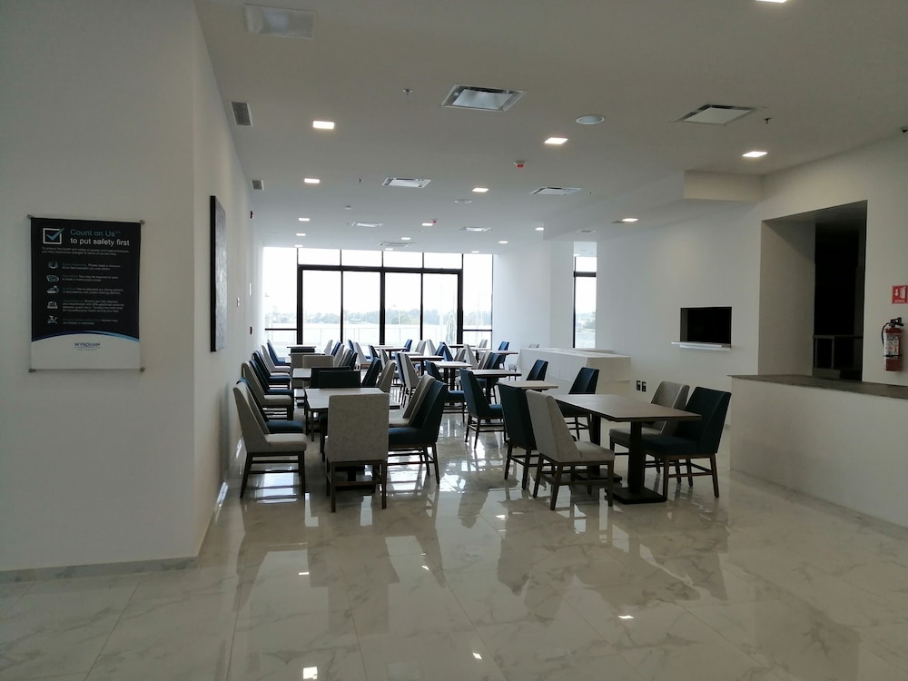 wyndham puebla angelopolis