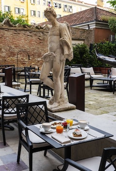 radisson collection hotel palazzo nani venice