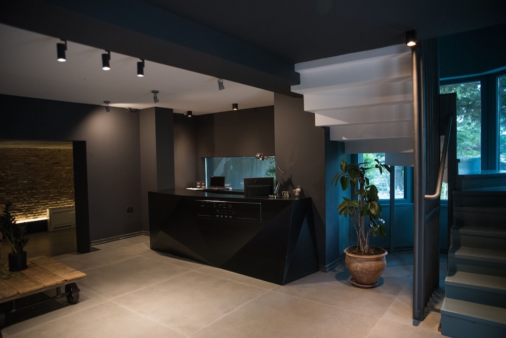 dims hotel and restaurant