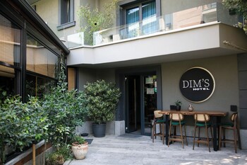 dims hotel and restaurant