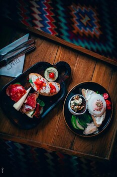 dims hotel and restaurant