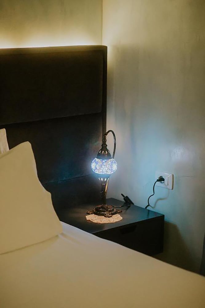 dims hotel and restaurant