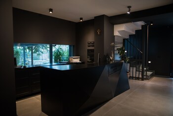 dims hotel and restaurant