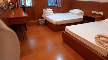 hk peaceful guesthouse