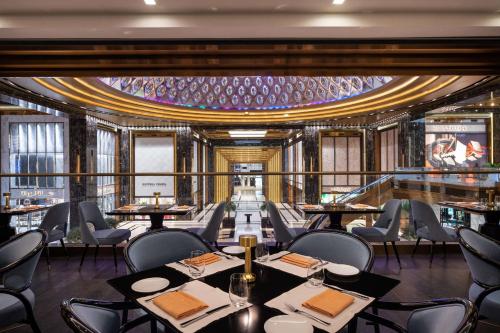 waldorf astoria kuwait