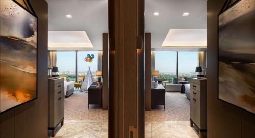 waldorf astoria kuwait