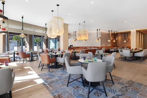 aparthotel adagio dubai deira