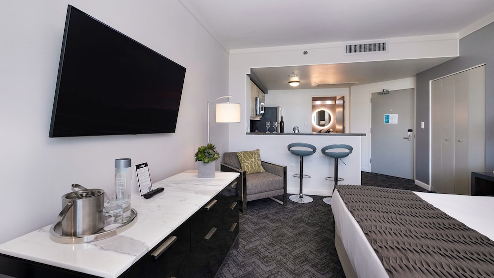 private oasis at arya