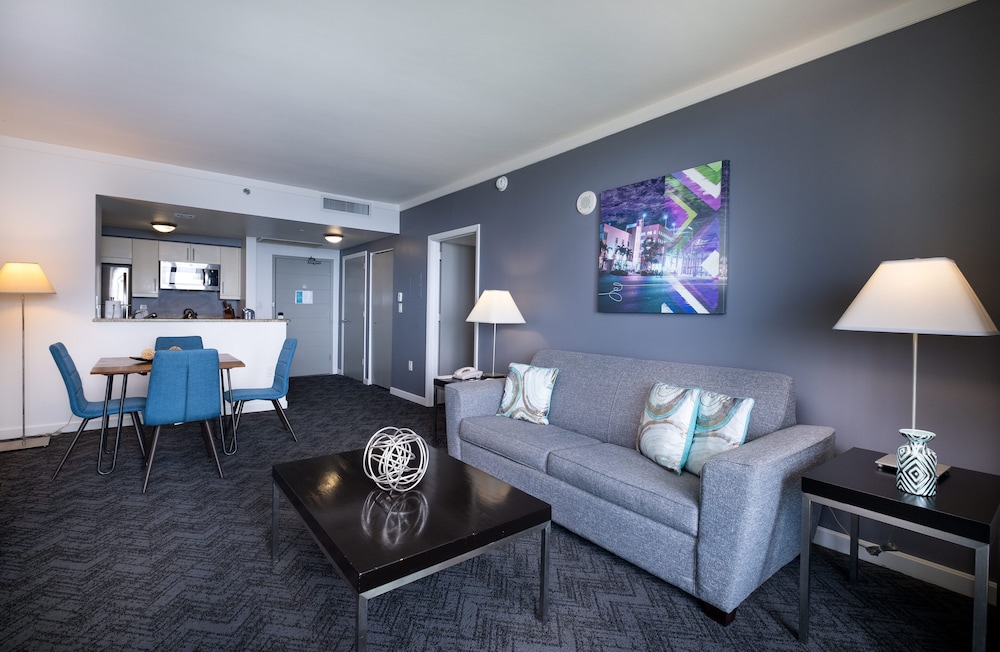 private oasis at arya