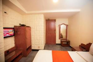 hotel platinum colaba