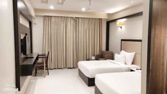 hotel platinum shravasti