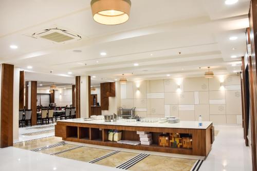 hotel platinum shravasti