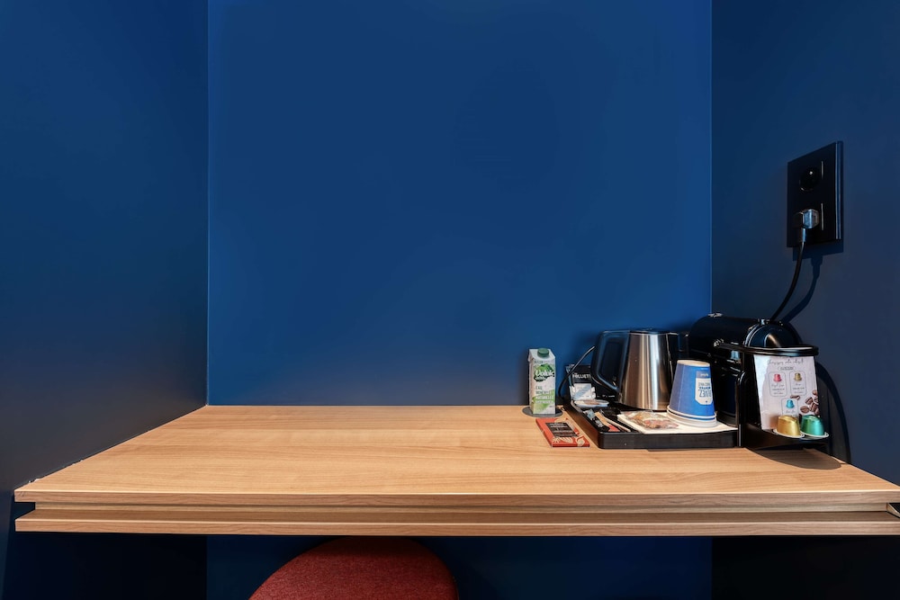 kyriad lyon ouest limonest