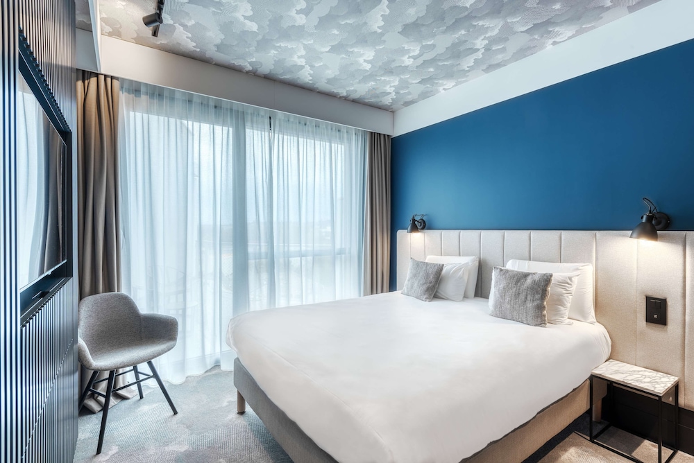 kyriad lyon ouest limonest