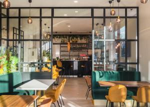 kyriad lyon ouest limonest