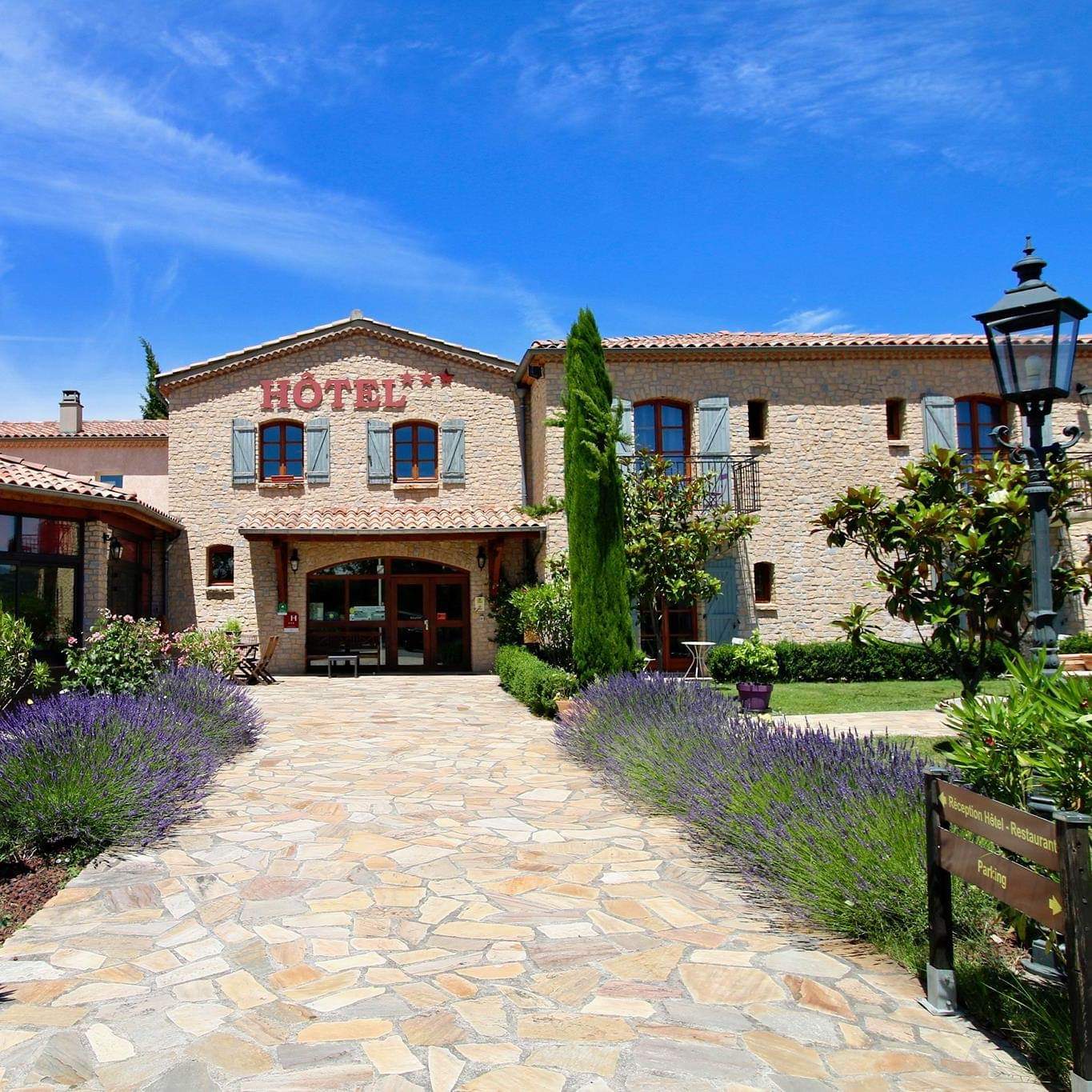 saint jean le centenier