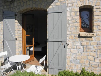 saint jean le centenier