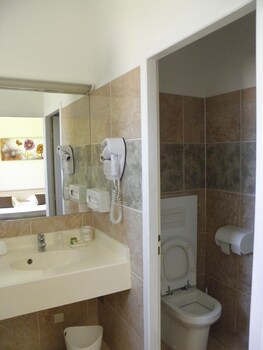 saint jean le centenier