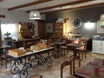 saint jean le centenier