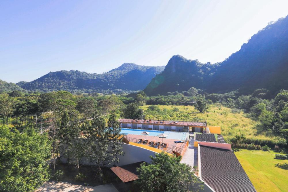 hansar khao yai