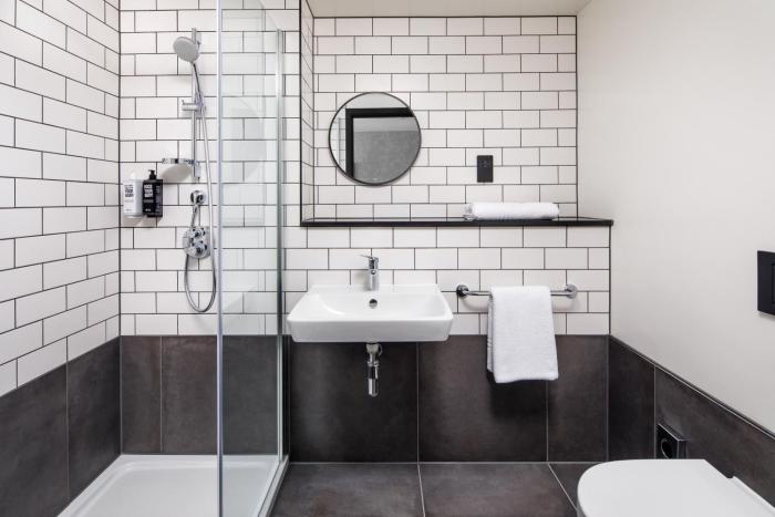 ibis london sutton point