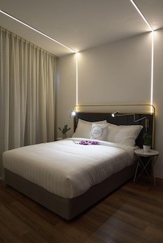 regatta suites