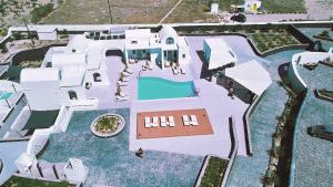 santa irina luxury sunny lofts