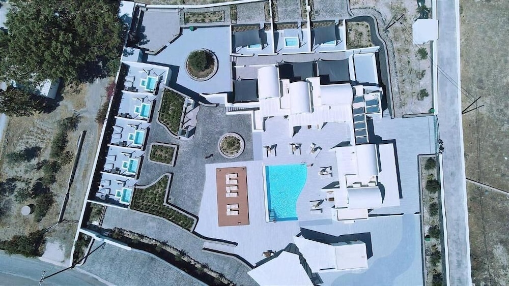 santa irina luxury sunny lofts