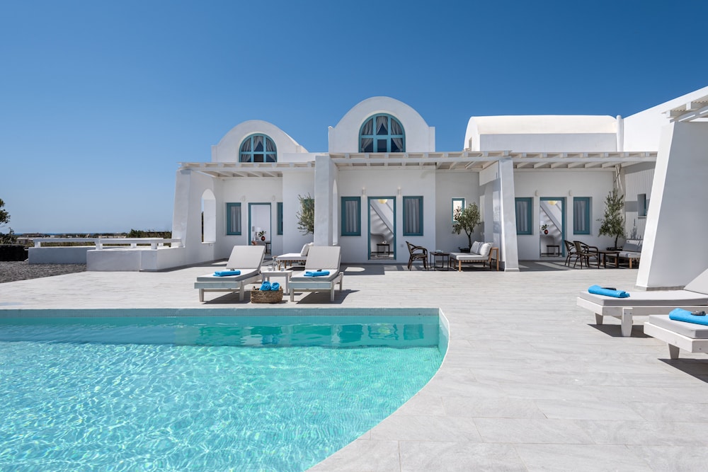santa irina luxury sunny lofts