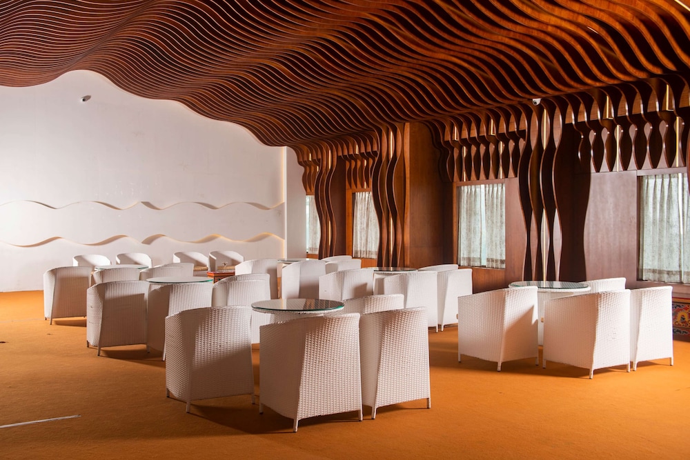 ramada by wyndham gangtok hotel and casino golden