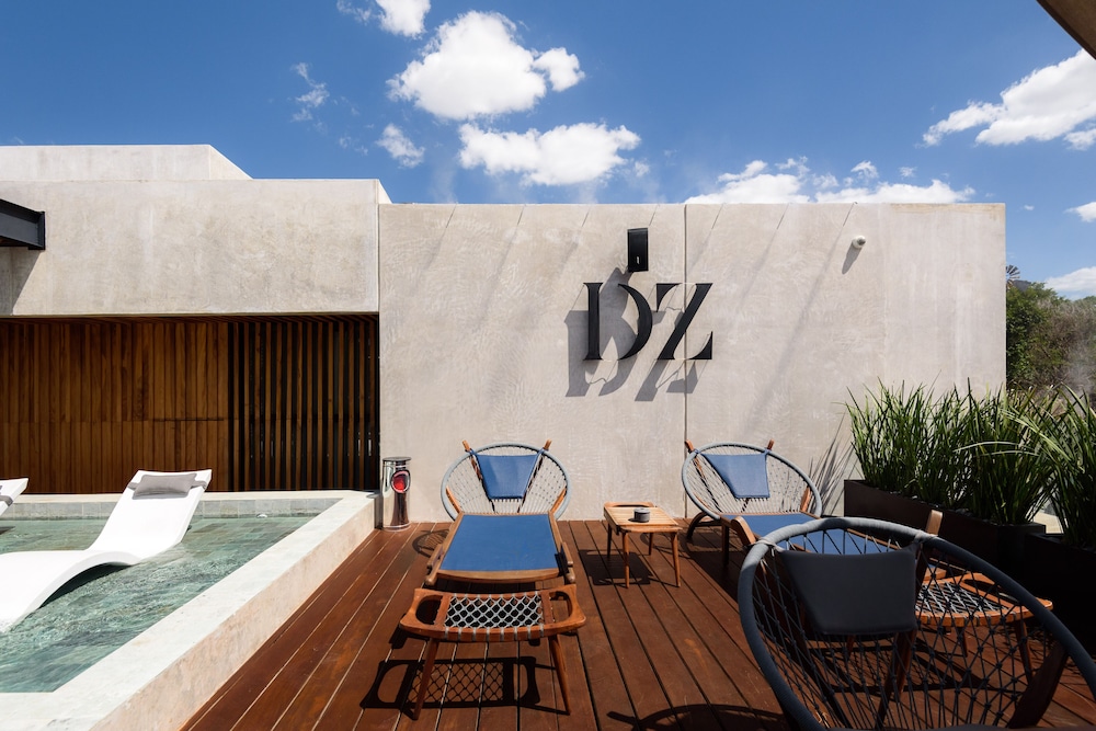 diez diez collection