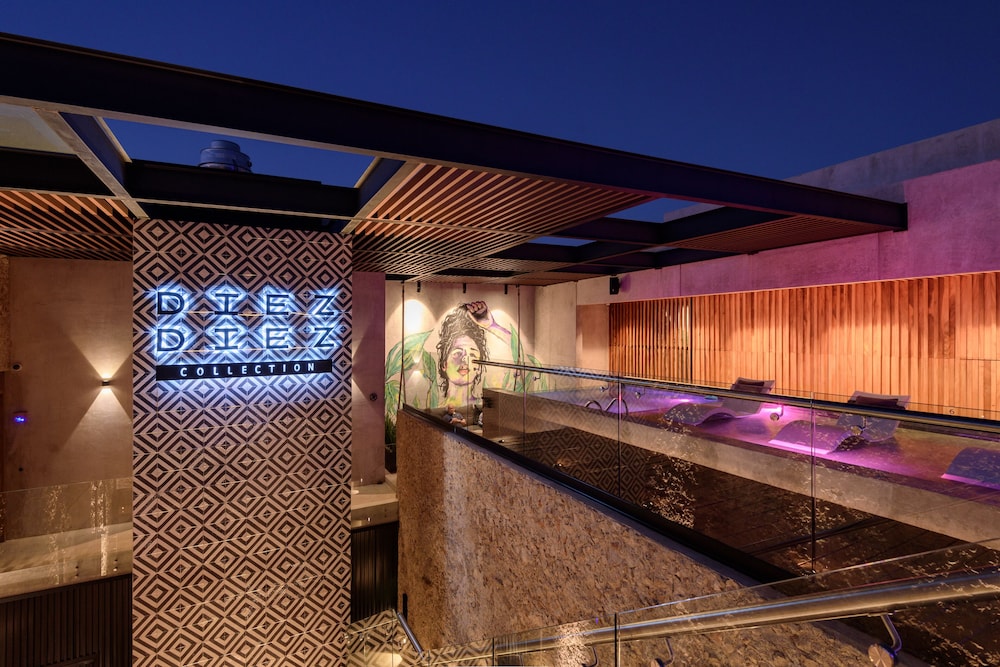 diez diez collection