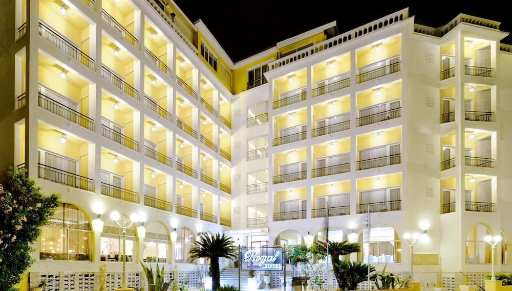 the royal hotel