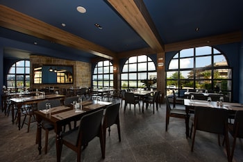 the royal hotel