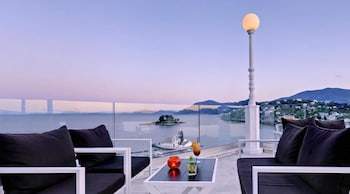 the royal hotel