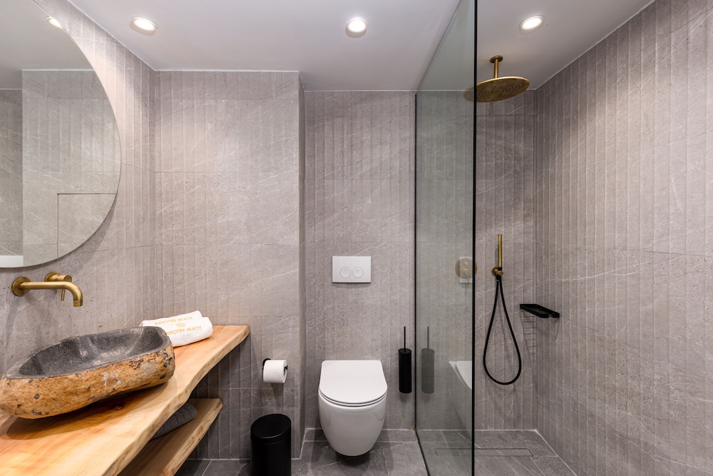 akrotiri beach resort hotel adult friendly