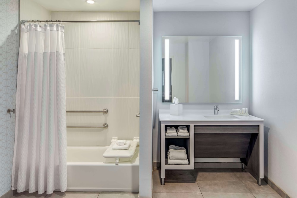 embassy suites by hilton atlanta midtown